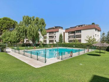 Wohnung mit Pool zur Miete in El Burgo