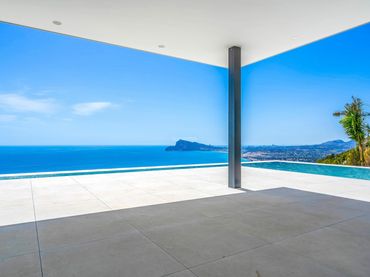 Detached house with balcony for sale in Altea Hills