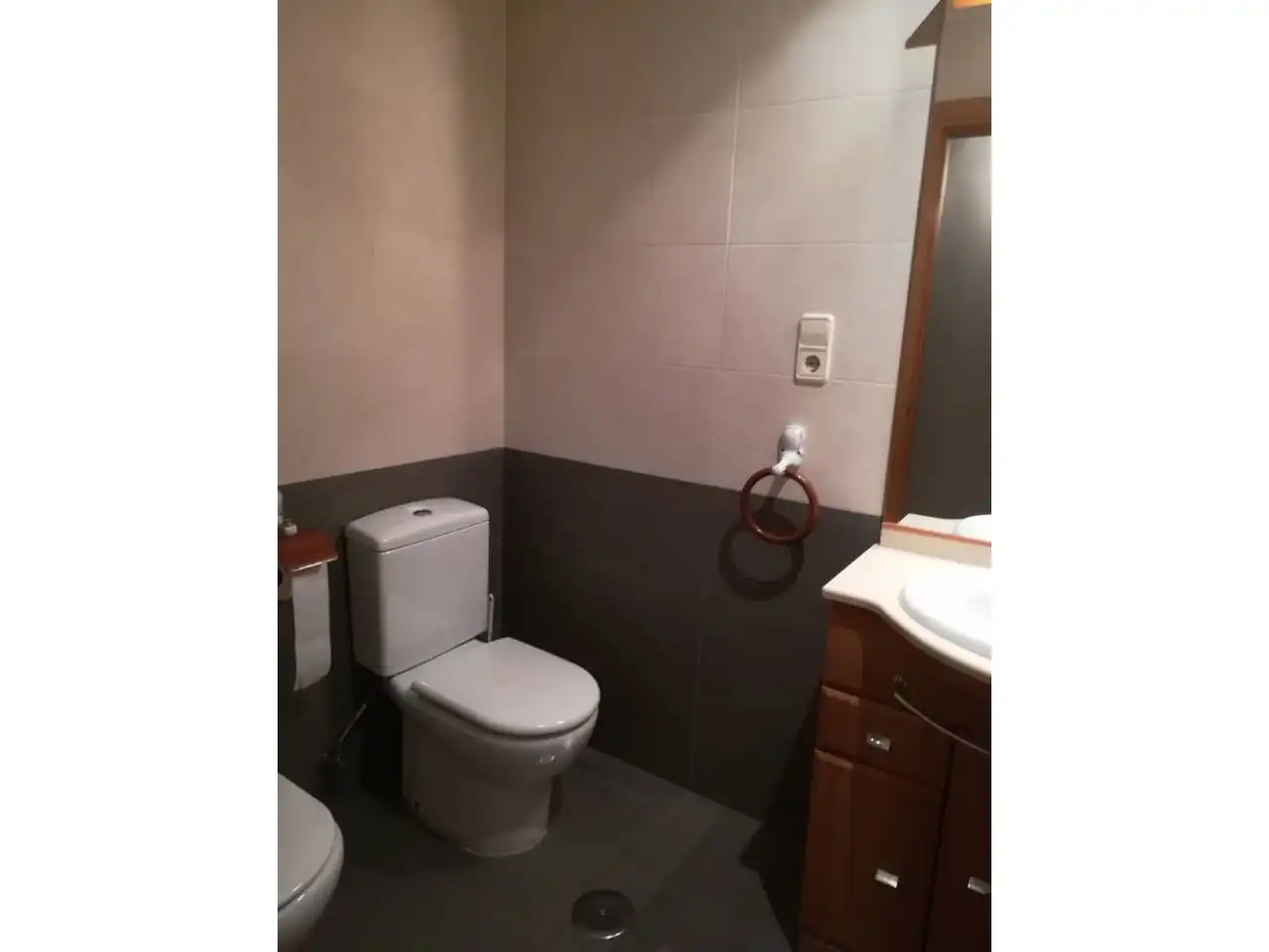 Badezimmer von Wohnung zur Miete in Toledo mit Klimaanlage, Heizung und Abstellraum