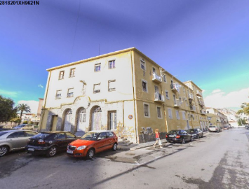 Apartament en venda a CL Salmeron, Plaza Castelar - Mercado Central