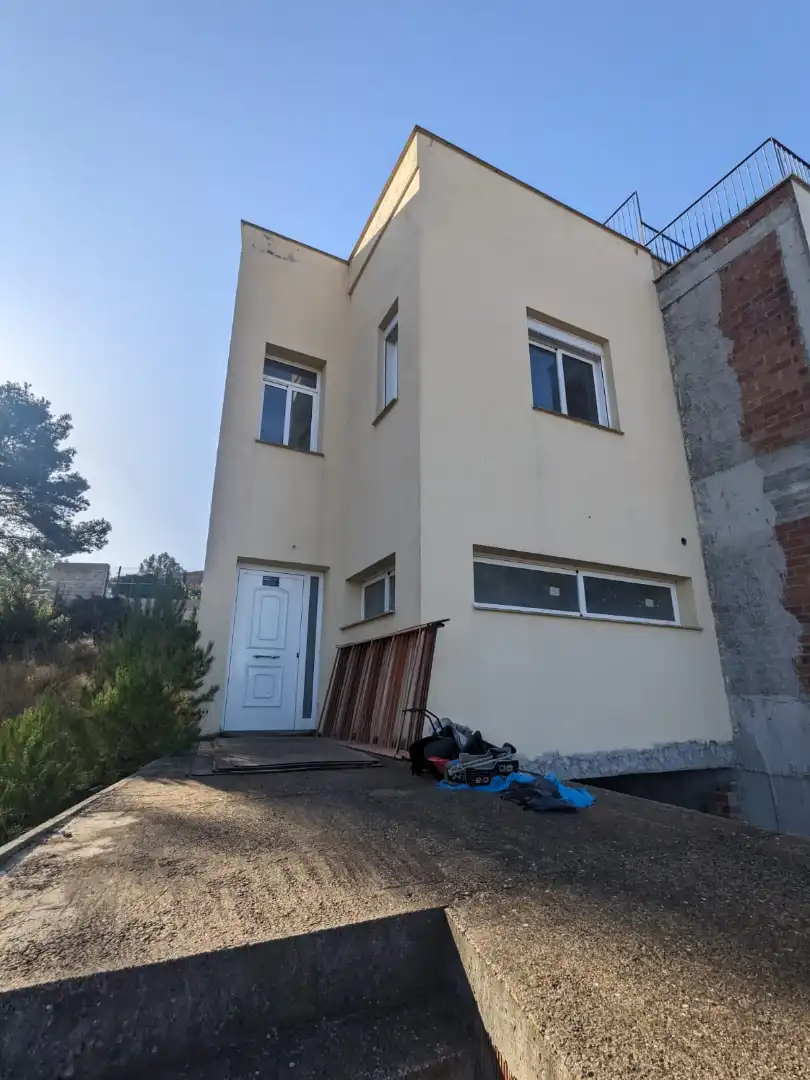 Vista exterior de Casa o xalet en venda en La Llacuna amb Alarma