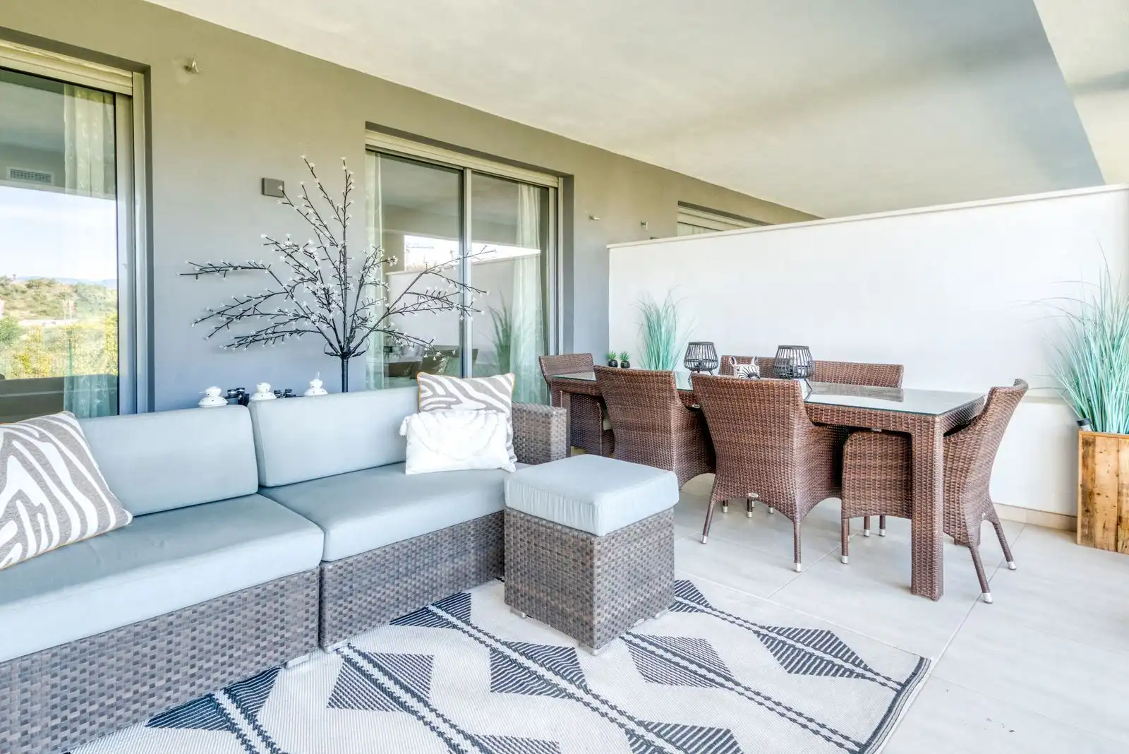 Apartamento con piscina en venta en Estepona Pueblo, imagen 5