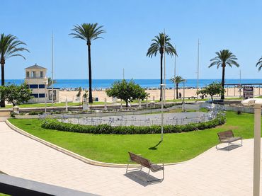 Appartamento con piscina in vendita a Passeig Marítim de Neptú