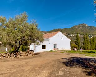 Vista exterior de Casa o xalet en venda en Frigiliana amb Aire condicionat, Terrassa i Piscina