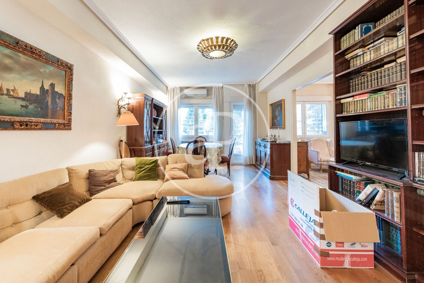 Exterior view of Flat for sale in  Madrid Capital  with Air Conditioner, Heating and Private garden