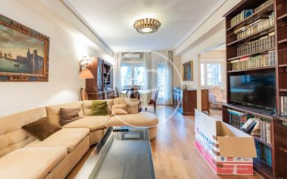 Exterior view of Flat for sale in  Madrid Capital  with Air Conditioner, Heating and Private garden