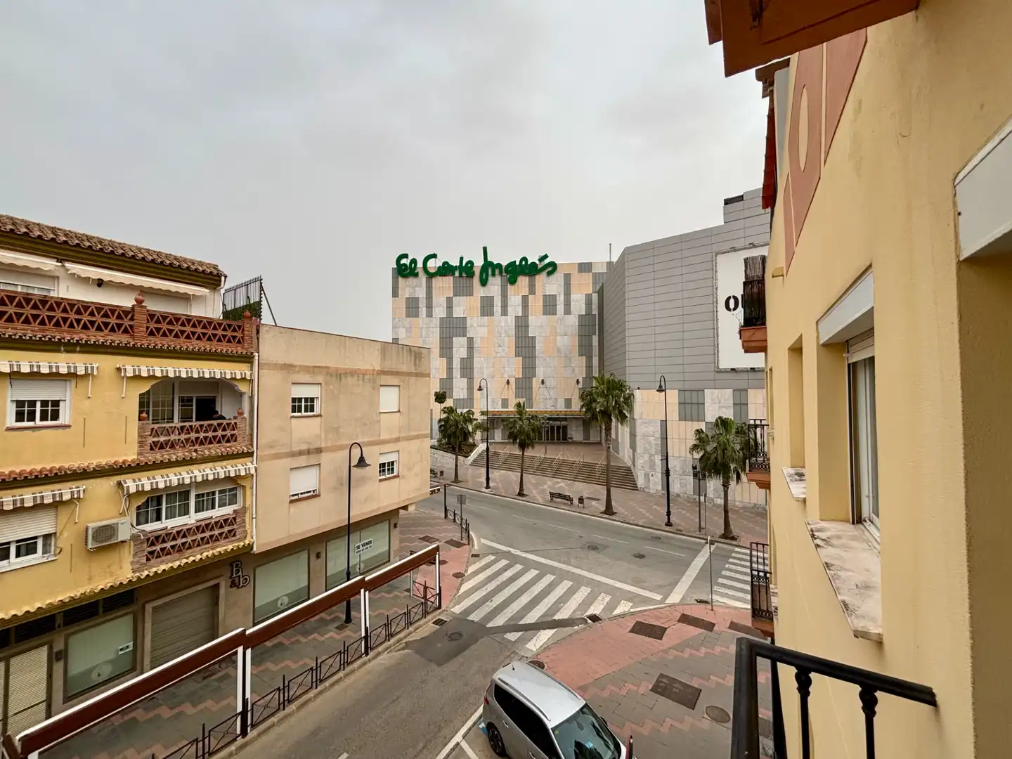 Außenansicht von Wohnung zum Verkauf in Mijas mit Klimaanlage, Terrasse und Balkon