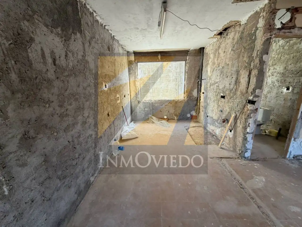 Flat for sale in Oviedo   with Heating
