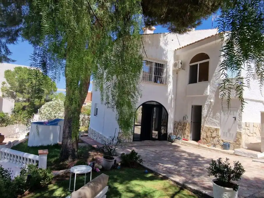 Exterior view of Houses for sale in Pueblo Acantilado - Lanuza
