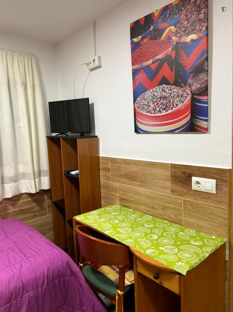 Sala d'estar de Estudi de lloguer en L'Hospitalet de Llobregat amb Aire condicionat, Calefacció i Moblat