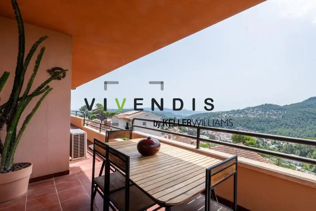 Terraza de Casa o chalet en venta en Corbera de Llobregat con Aire acondicionado, Jardín privado y Terraza