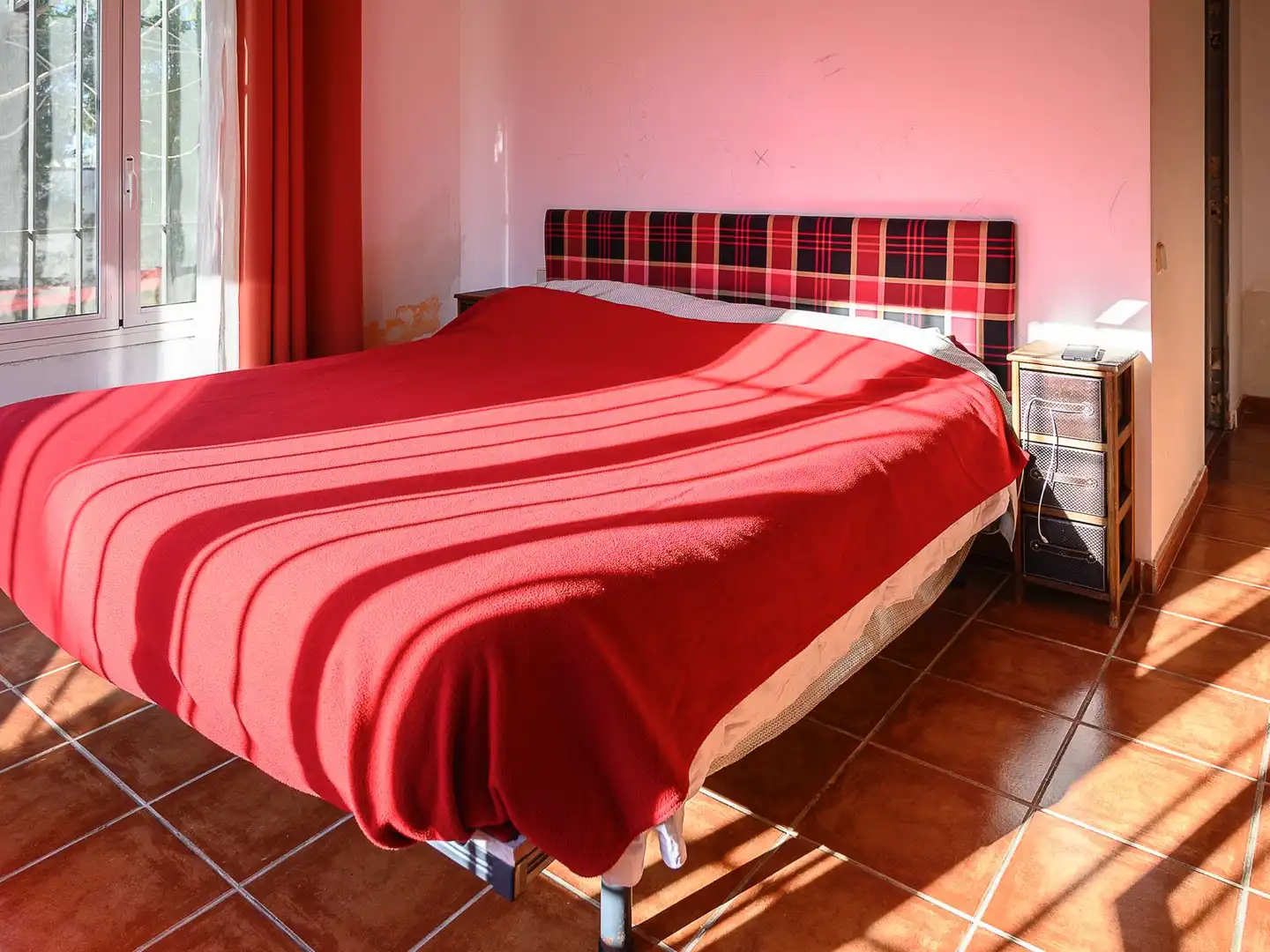 Dormitori de Casa o xalet de lloguer en Manises amb Calefacció, Jardí privat i Moblat