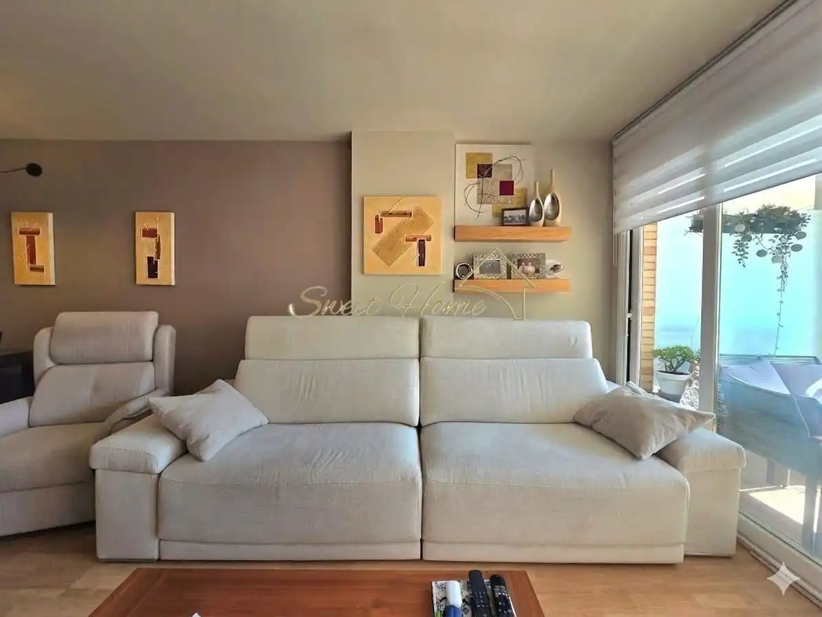 Living room of Flat for sale in Montgat  with Air Conditioner, Heating and Parquet flooring