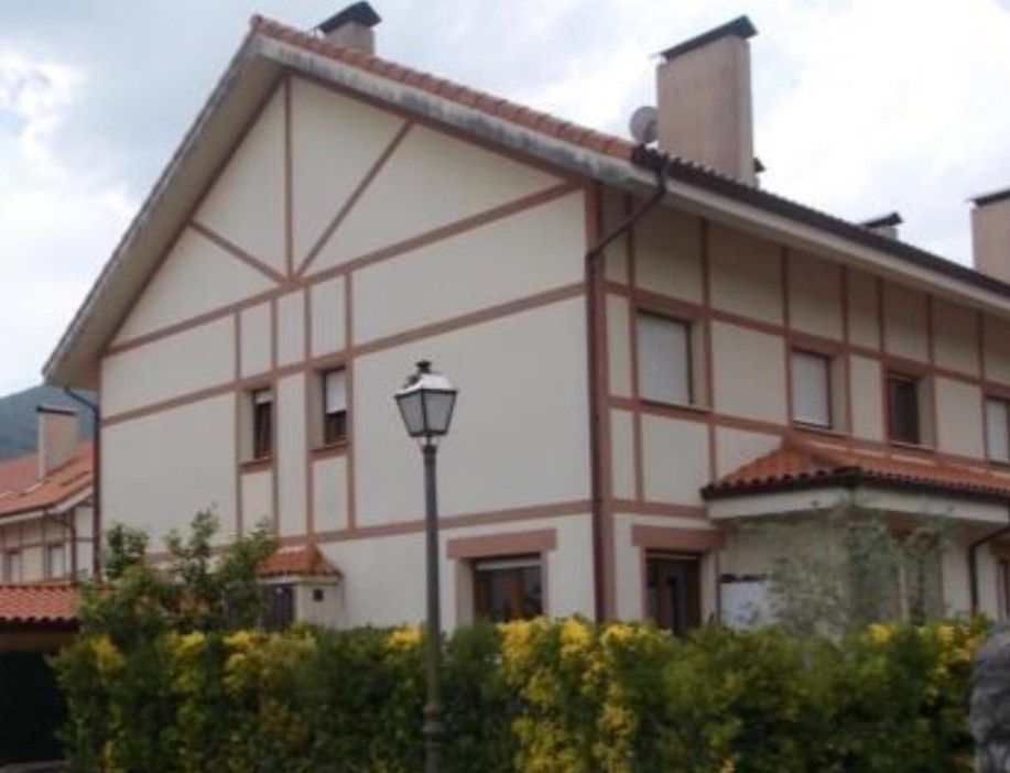 Exterior view of Flat for sale in Rasines