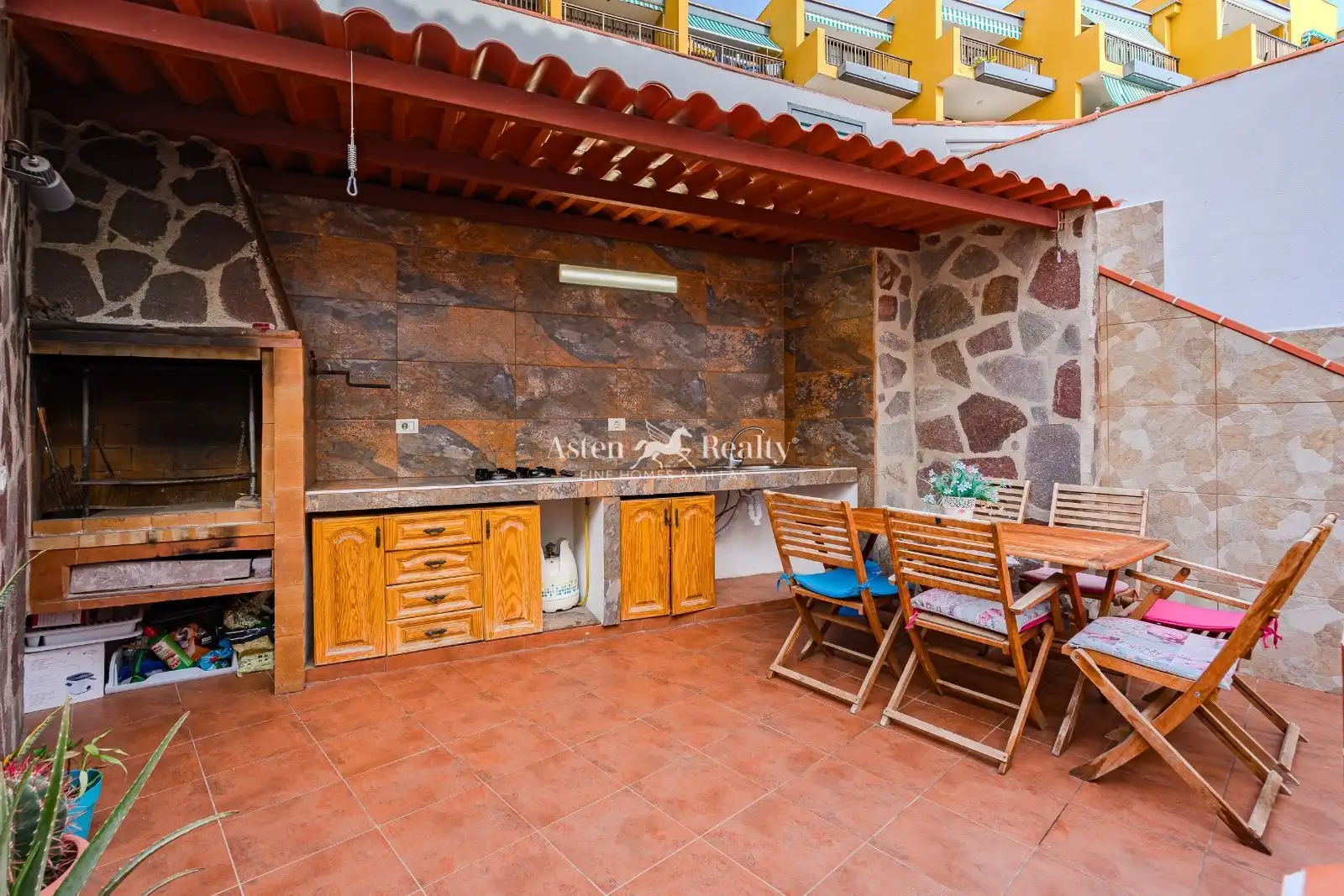 Terrassa de Casa adosada en venda en Santiago del Teide amb Terrassa, Piscina i Moblat