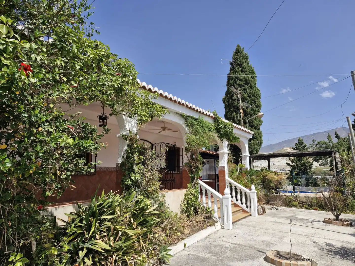 Vista exterior de Finca rústica en venda en Motril amb Jardí privat, Piscina i Moblat