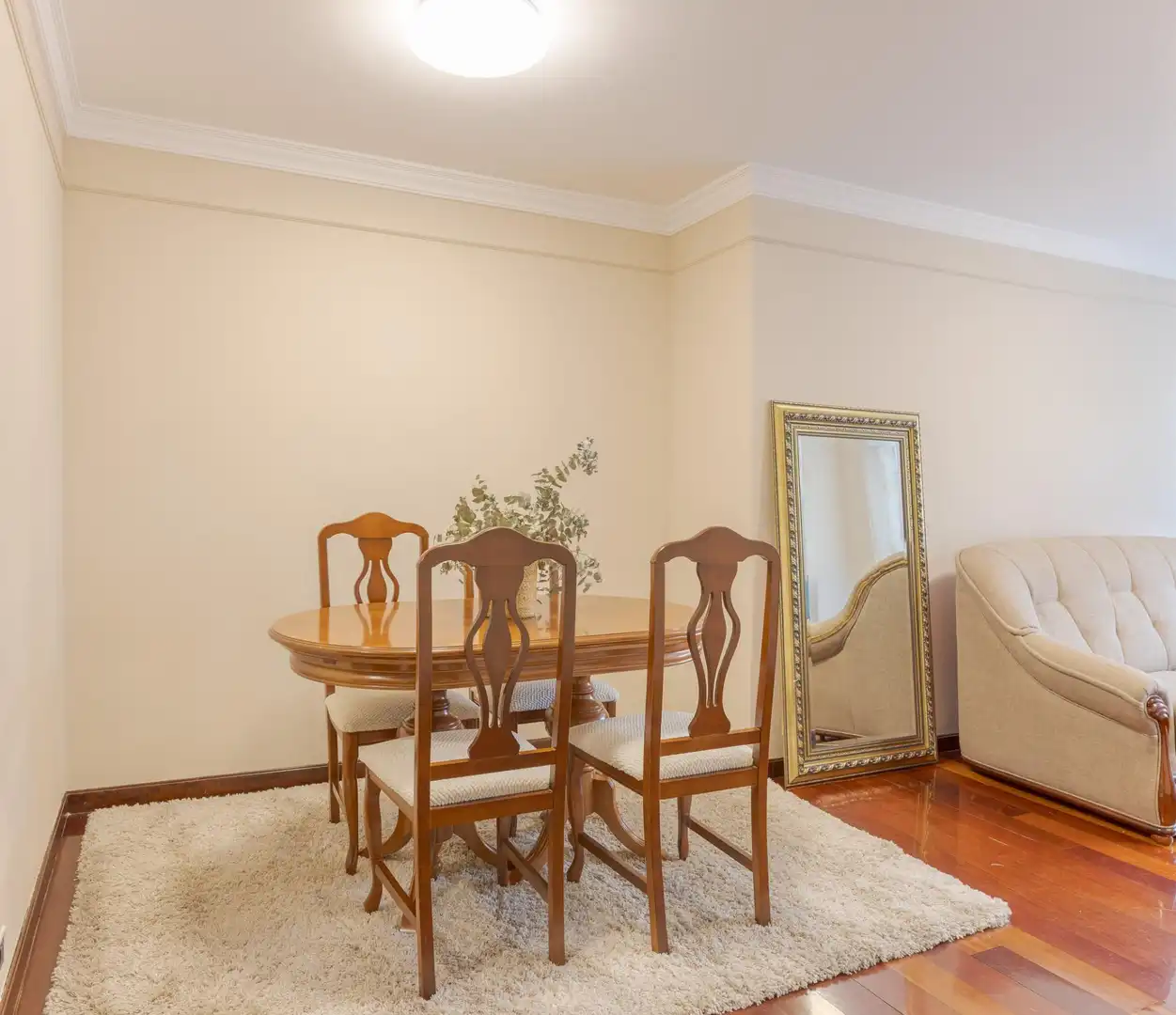 Flat for rent in Calle EDUARDO IGLESIAS, Centro - Areal