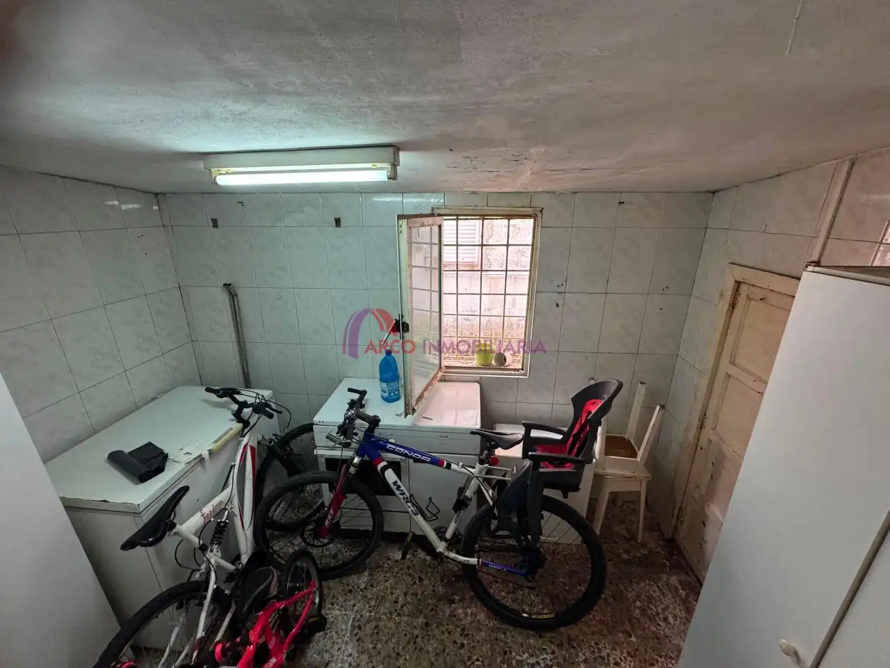 Casa adosada en venta en Burgos con Calefacción