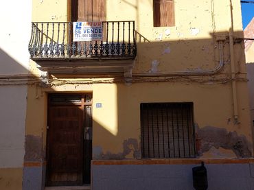 Haus zum Verkauf in Carrer Major 21