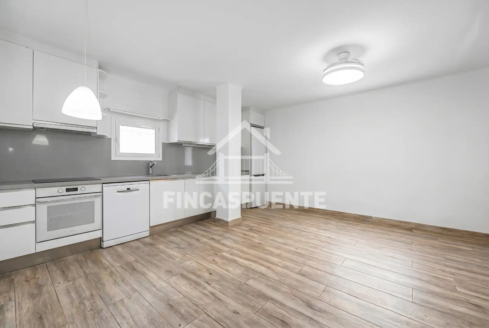 Piso en venta en El Camp de l'Arpa del Clot