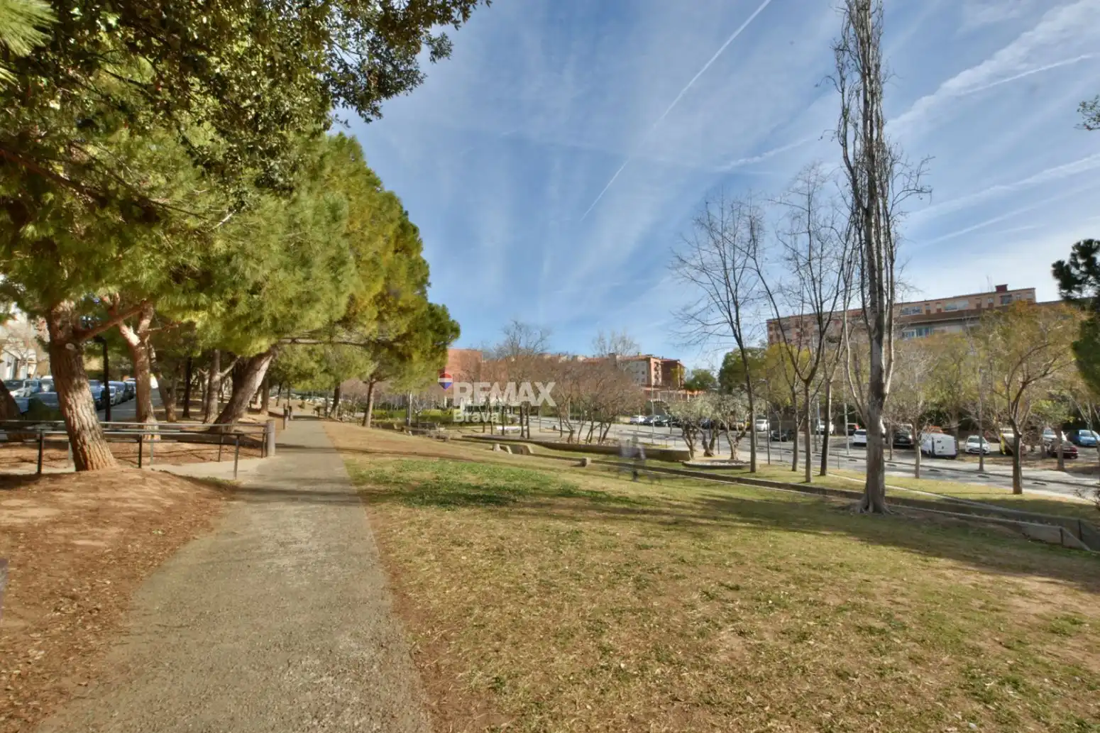 Vista exterior de Local en venda en Sant Feliu de Llobregat