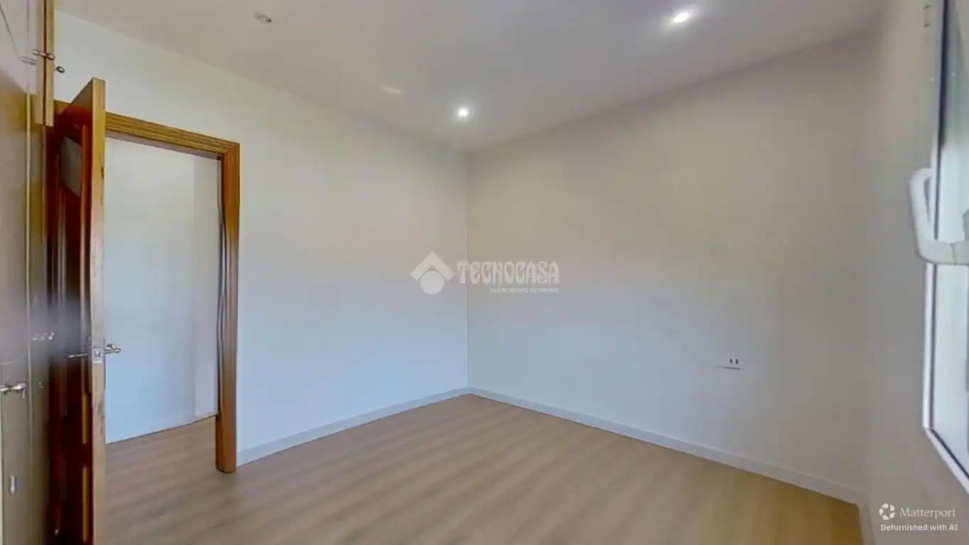 Habitación de Piso en venta en Barberà del Vallès con Calefacción y Balcón