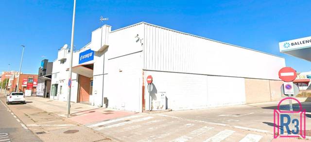 Nave industrial en Alquiler en Alcalde Miguel Castaño en La Lastra