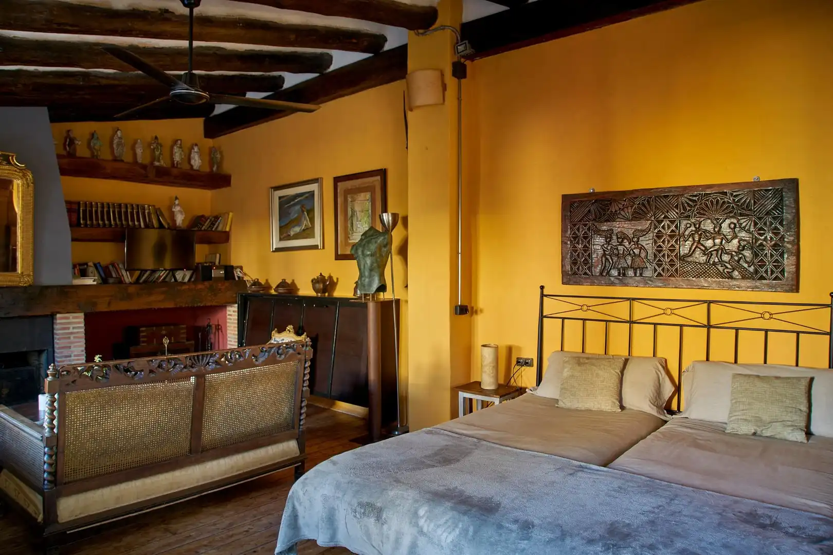 Habitación de Finca rústica en venta en Enguera con Calefacción, Jardín privado y Terraza