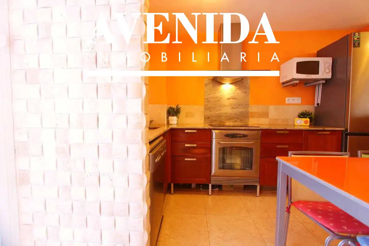 Kitchen of Apartments for sale in Oropesa del Mar / Orpesa  with Air Conditioner, Heating and Terrace