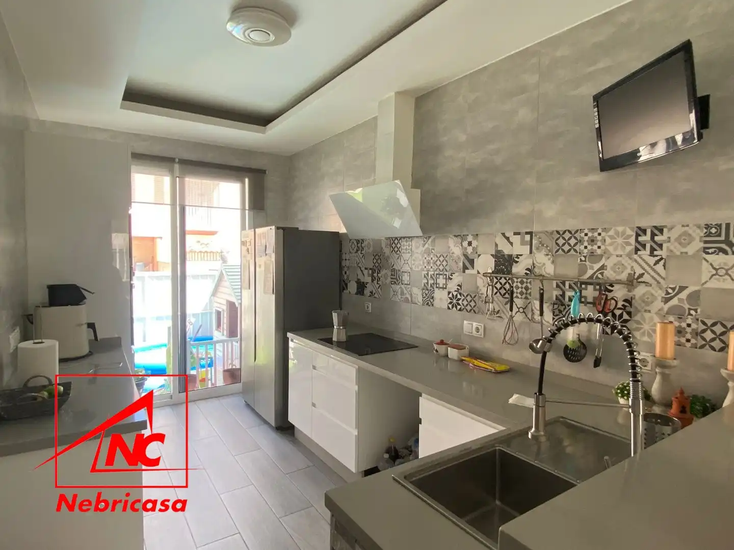 Cocina de Casa o chalet en venta en Las Cabezas de San Juan con Terraza, Trastero y Balcón