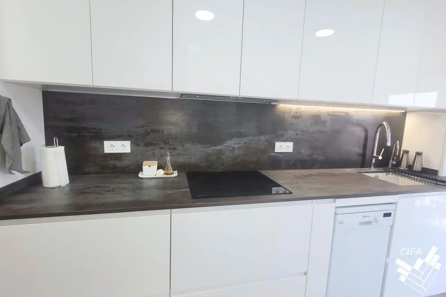 Kitchen of Flat for sale in Vinaròs  with Air Conditioner, Terrace and Furnished