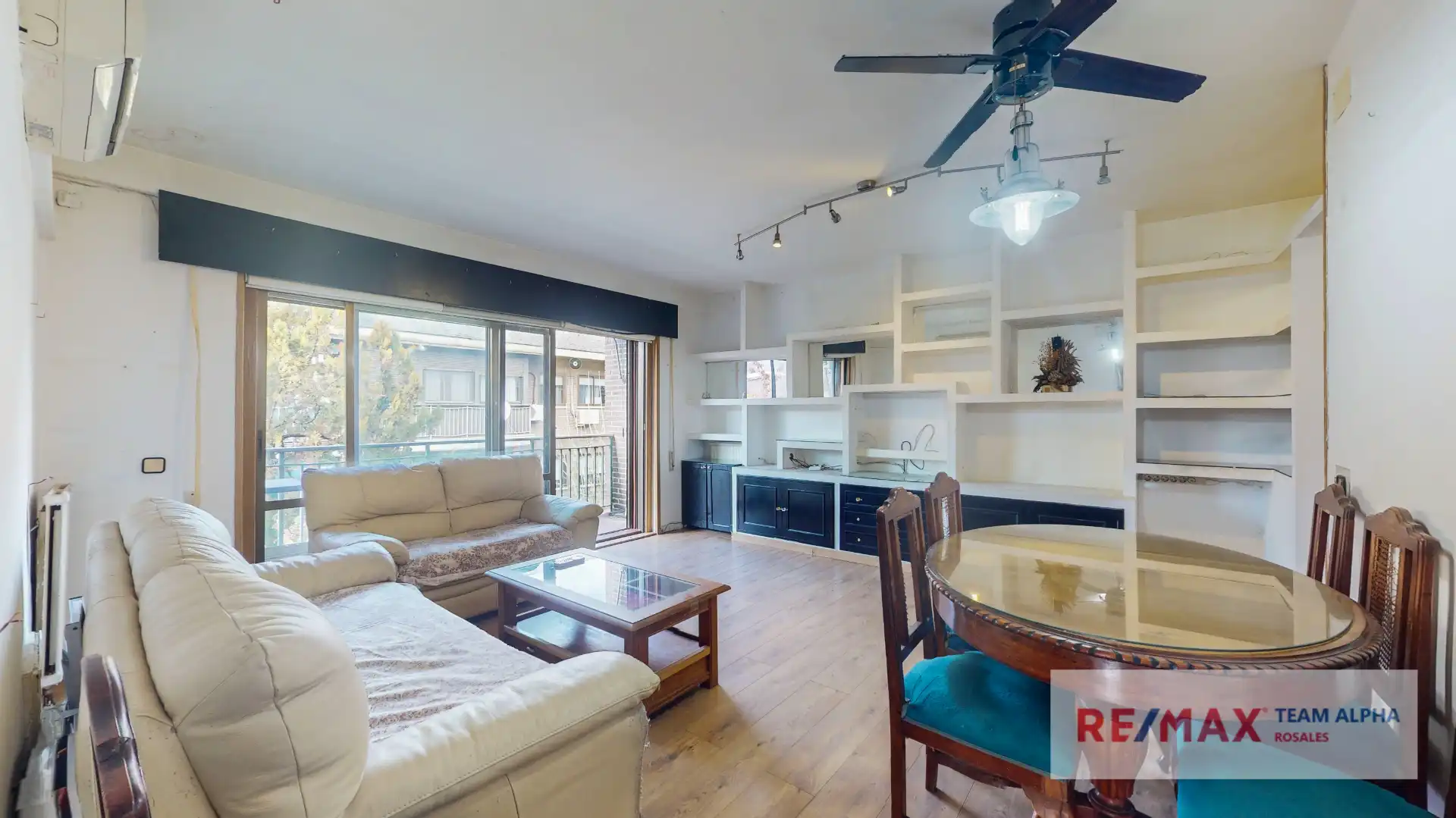Sala de estar de Piso en venta en Paracuellos de Jarama con Aire acondicionado, Calefacción y Jardín privado
