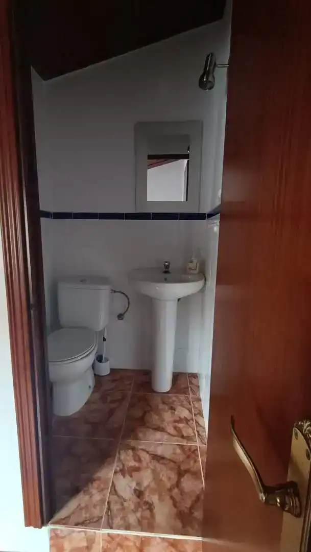 Bany de Pis en venda en Aroche amb Aire condicionat, Moblat i Forn