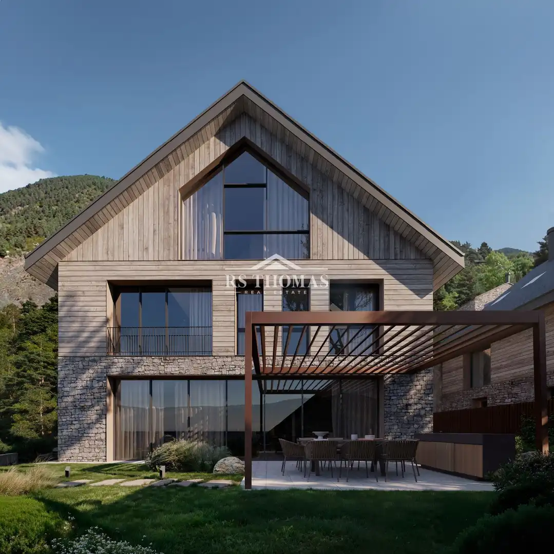 Maison mitoyenne avec jardin à vendre à dels Cortals