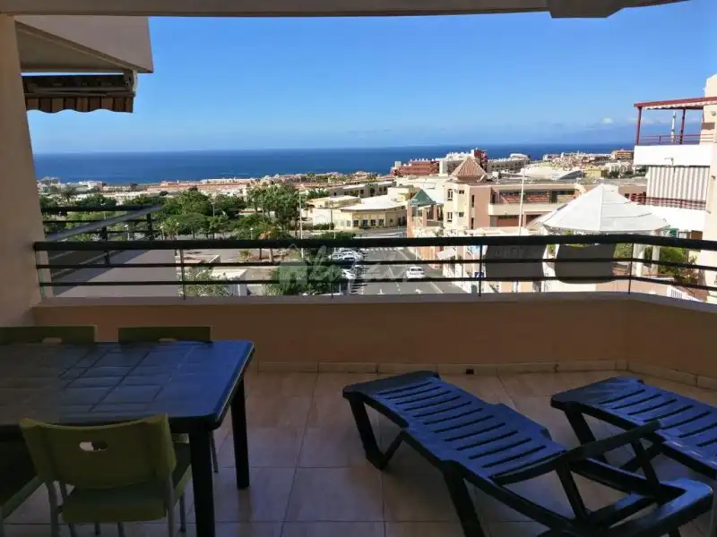 Apartament amb ascensor en venda a Costa Adeje