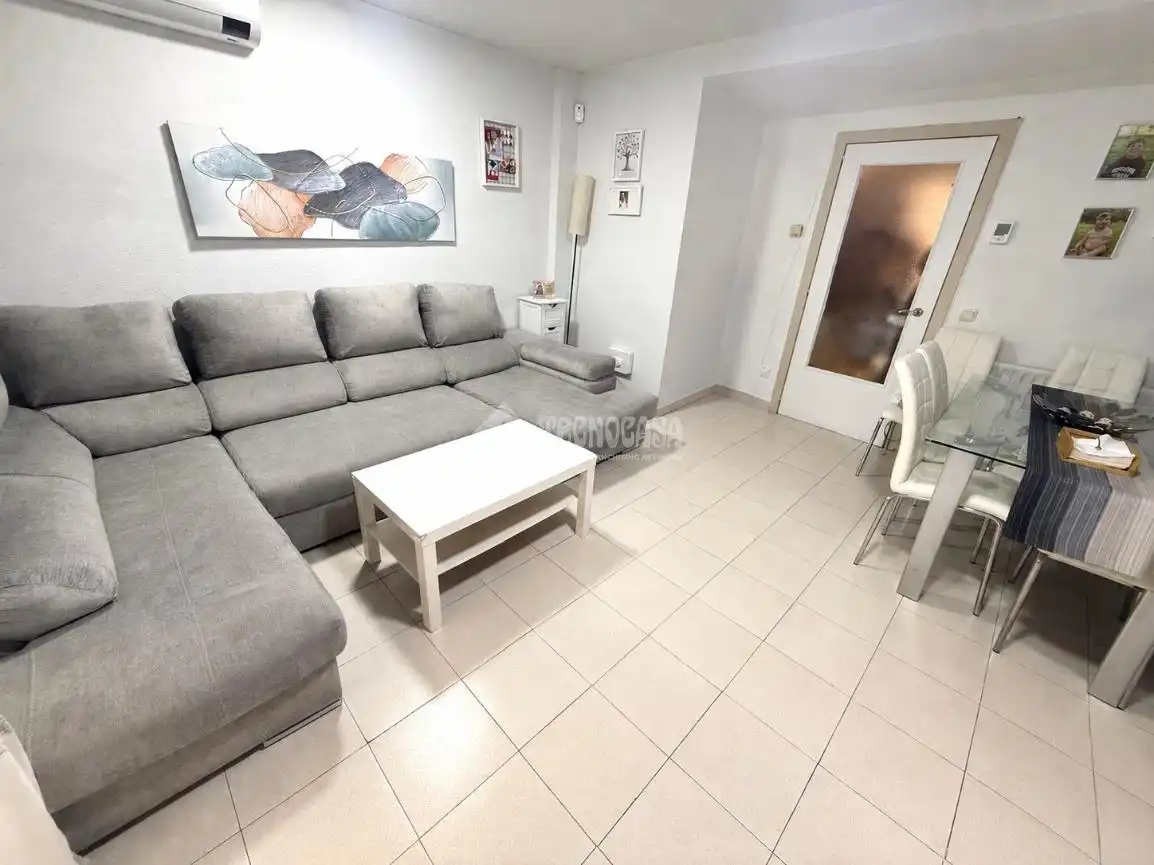 Living room of Detached homes for sale in Madrid  with Air Conditioner, Heating and Private garden