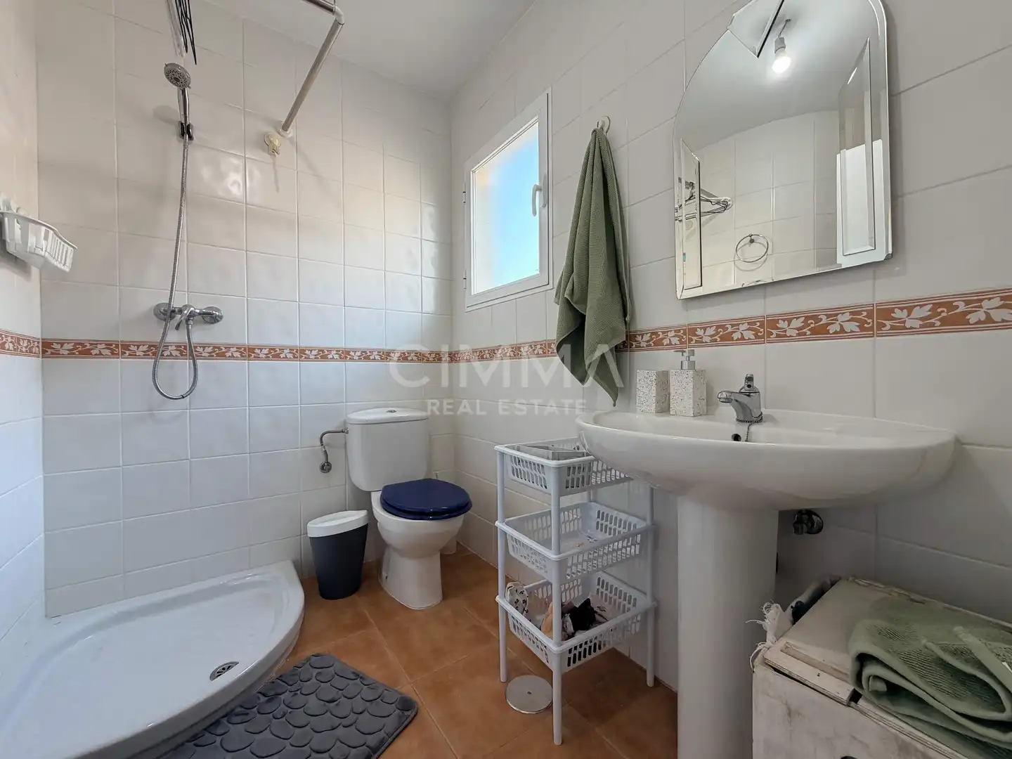 Baño de Casa o chalet en venta en La Nucia con Jardín privado, Terraza y Trastero