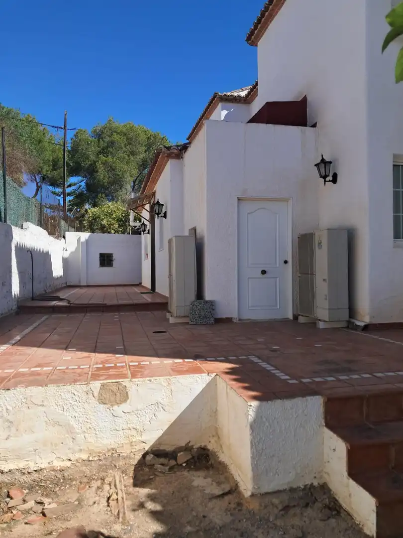 Casa o xalet en venda en Godella amb Calefacció, Jardí privat i Terrassa