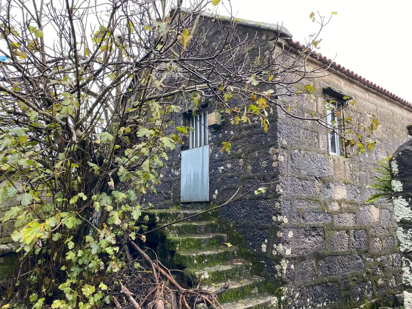 House for sale in Melón