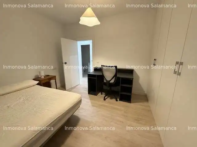 Schlafzimmer von Wohnung zur Miete in Salamanca mit Heizung und Möbliert