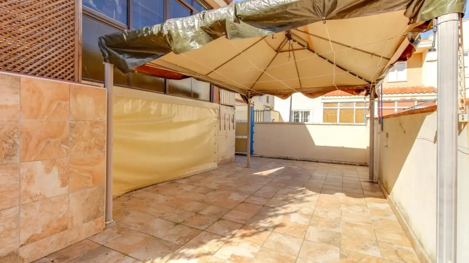 Terraza de Casa adosada en venta en Salamanca con Calefacción, Jardín privado y Parquet
