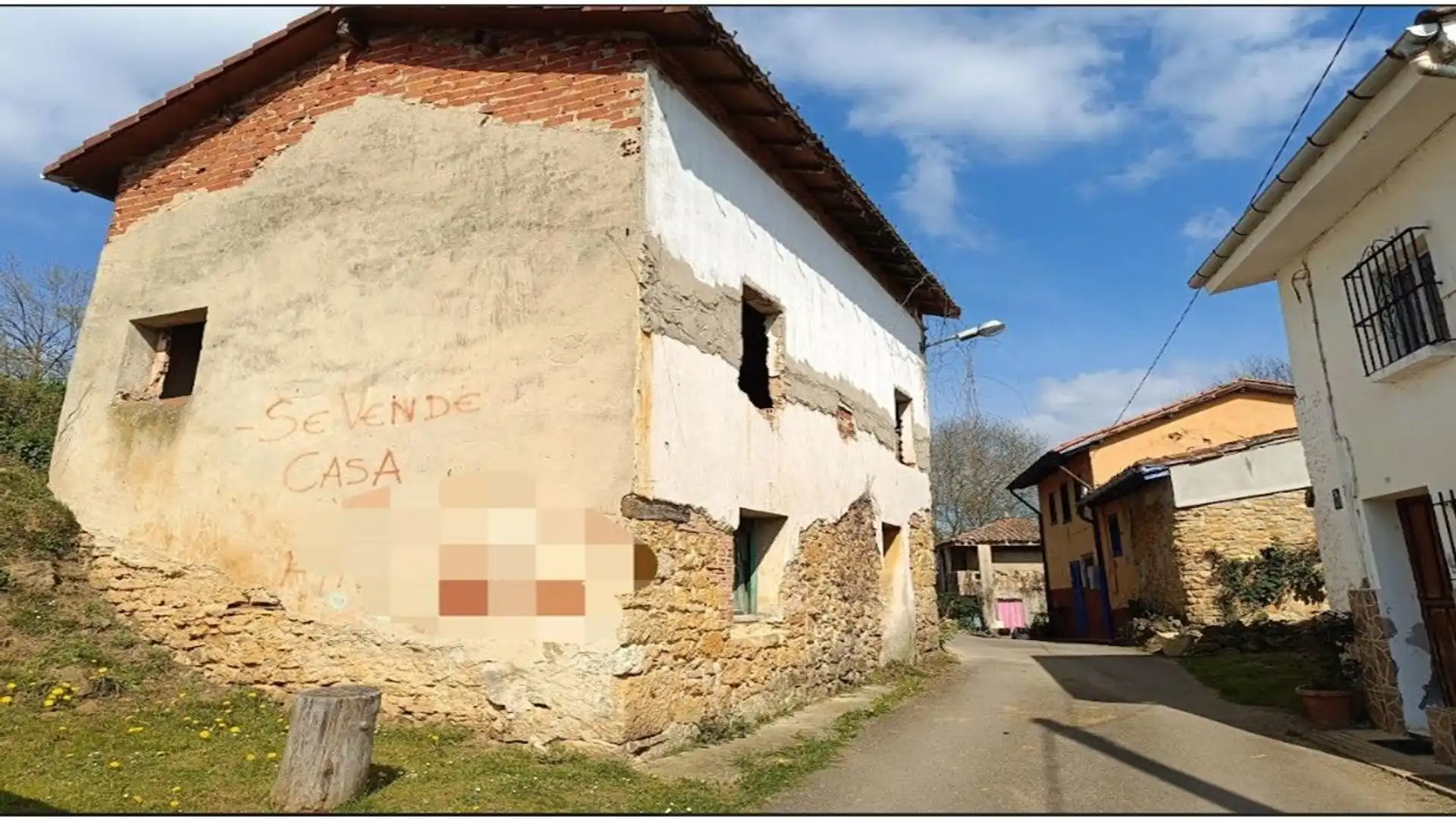 Exterior view of Houses for sale in Siero  with Swimming Pool