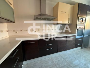 Appartement compact avec balcon à vendre à Carretera de la Mojonera