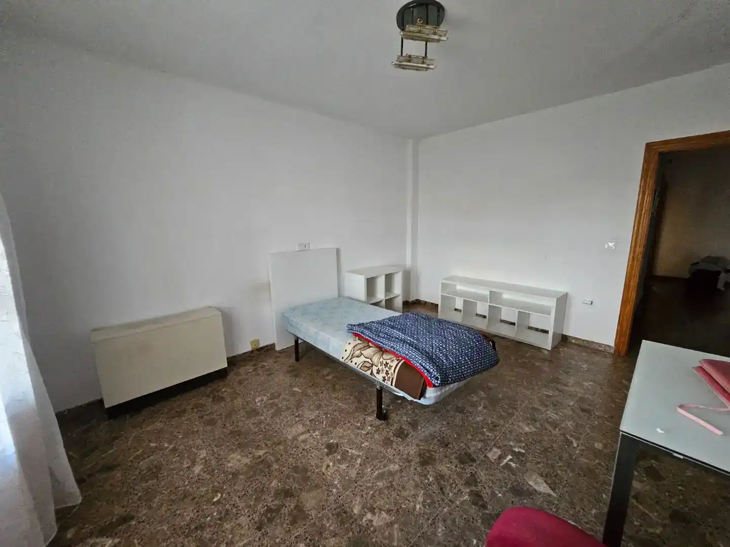 Dormitori de Pis de lloguer en Motilla del Palancar amb Moblat i Balcó