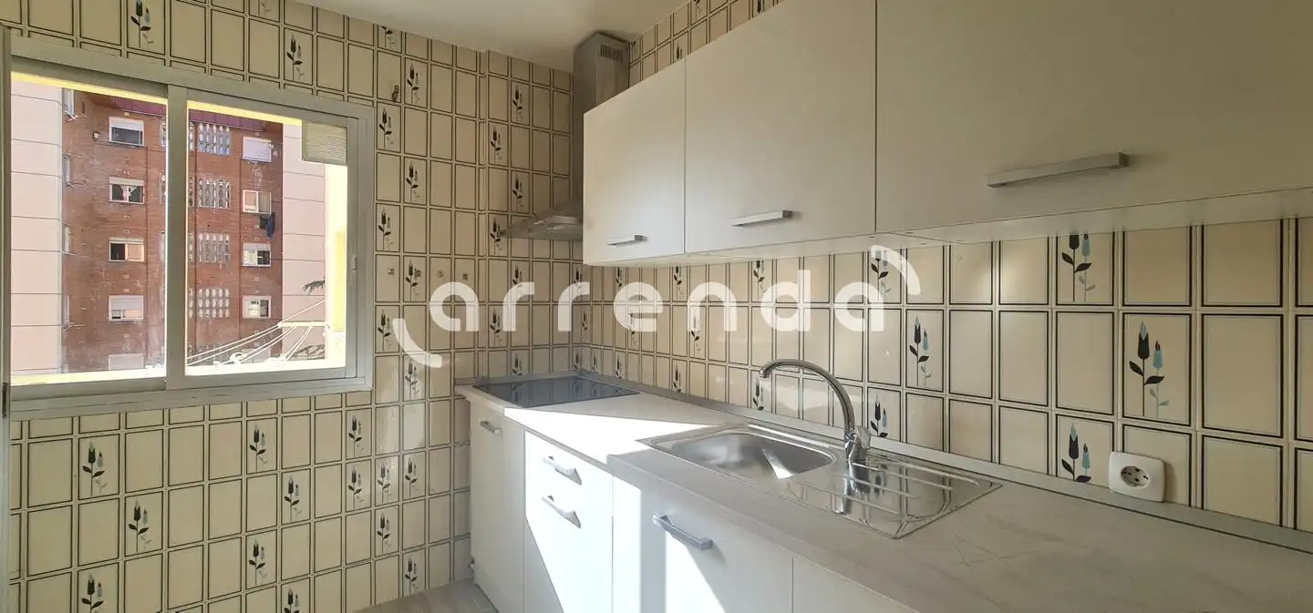 Cocina de Piso de alquiler en Alcorcón con Terraza