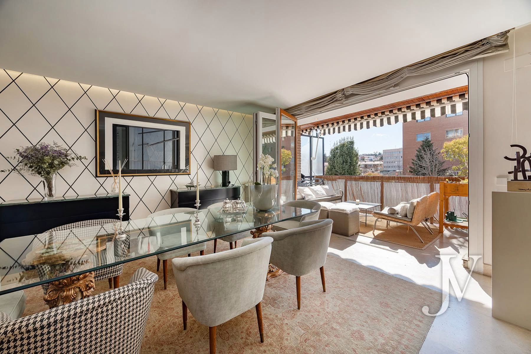 Sala d'estar de Pis en venda en  Madrid Capital amb Aire condicionat, Calefacció i Terrassa