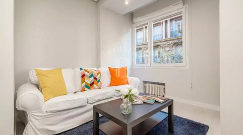 Foto 5 de Piso de alquiler en Almagro,  Madrid Capital