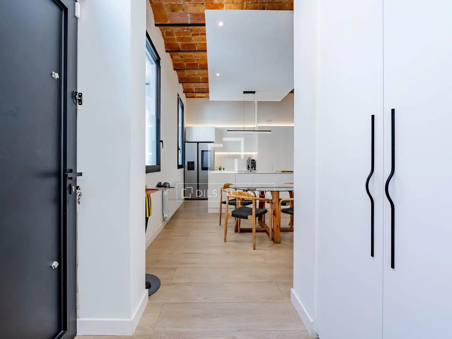 Cocina de Casa o chalet en venta en Cornellà de Llobregat con Aire acondicionado, Terraza y Balcón