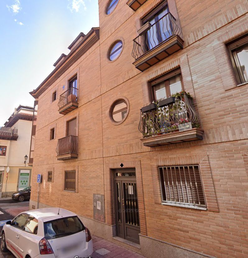 Vista exterior de Dúplex en venda en Alcalá de Henares amb Aire condicionat, Calefacció i Terrassa