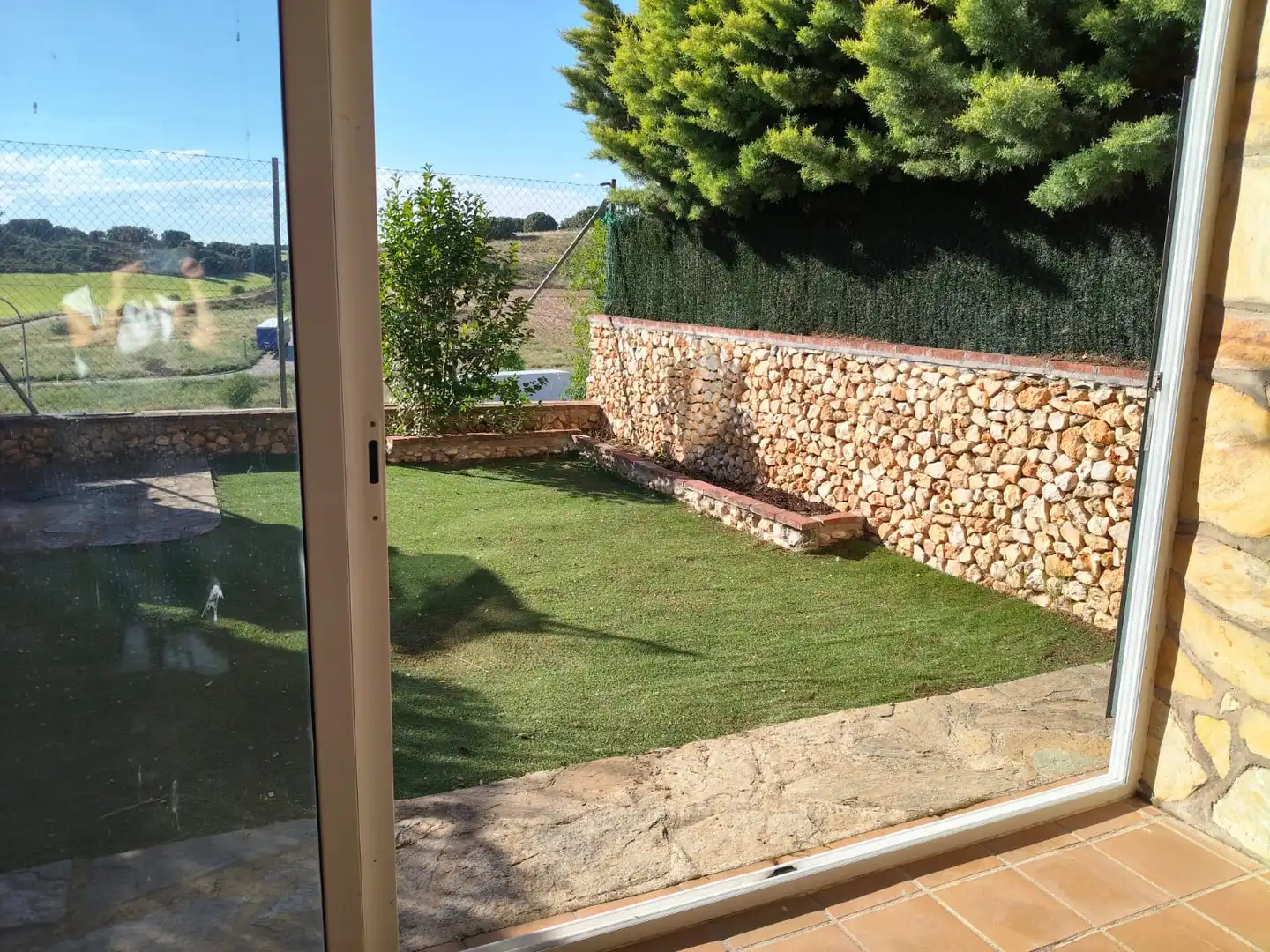 Terrassa de Casa adosada en venda en Yebes amb Calefacció, Jardí privat i Traster